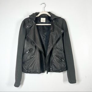 URBAN OUTFITTERS Silence + Noise Vegan Leather Biker Moto Jacket Hooded Black L